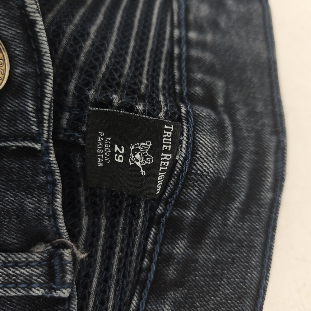True Religion Men's Dark Blue Relaxed Jeans - Picture 2 of 8
